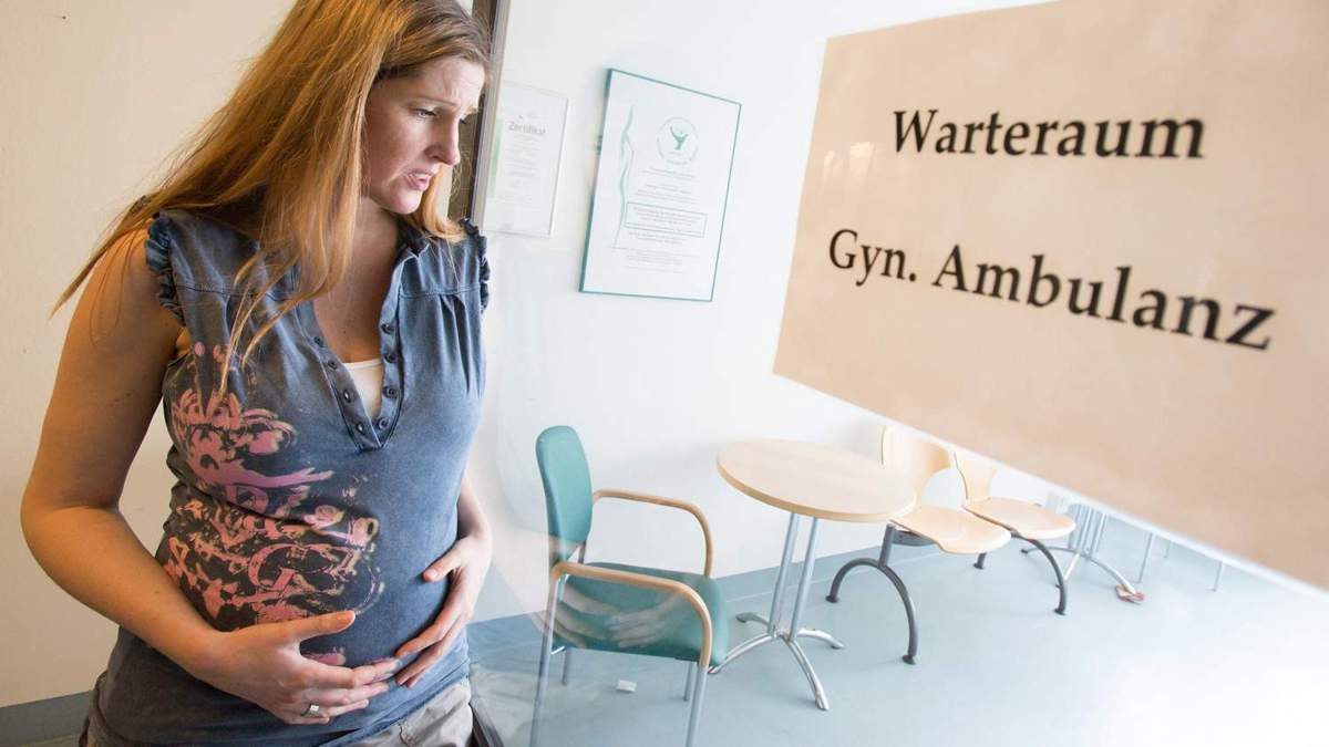 Was Schwangeren bei Übelkeit hilft