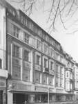 Ein Blick auf das Traditionskaufhaus Harms am Wall im Jahr 1965. Inzwischen ist das Gebäude abgerissen worden, nachdem es 2015 komplett ausgebrannt ist.