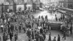 Im Zuge der 68er-Bewegung kommt es im Januar 1968 zu den sogenannten Straßenbahn-Unruhen in Bremen, die mehrere Tage andauern. Dabei kommt es zu schweren Krawallen in der Innenstadt.