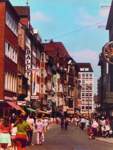 Die Sögestraße wird 1969 zur Fußgängerzone erklärt - bis sie vollständig umgestaltet ist, vergehen jedoch noch vier Jahre.